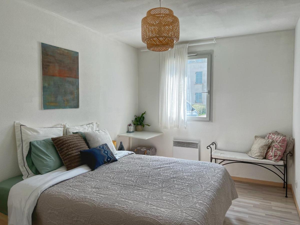 La Voulzie Appartement - Proche Centre Avec Parking Prive Provins Buitenkant foto